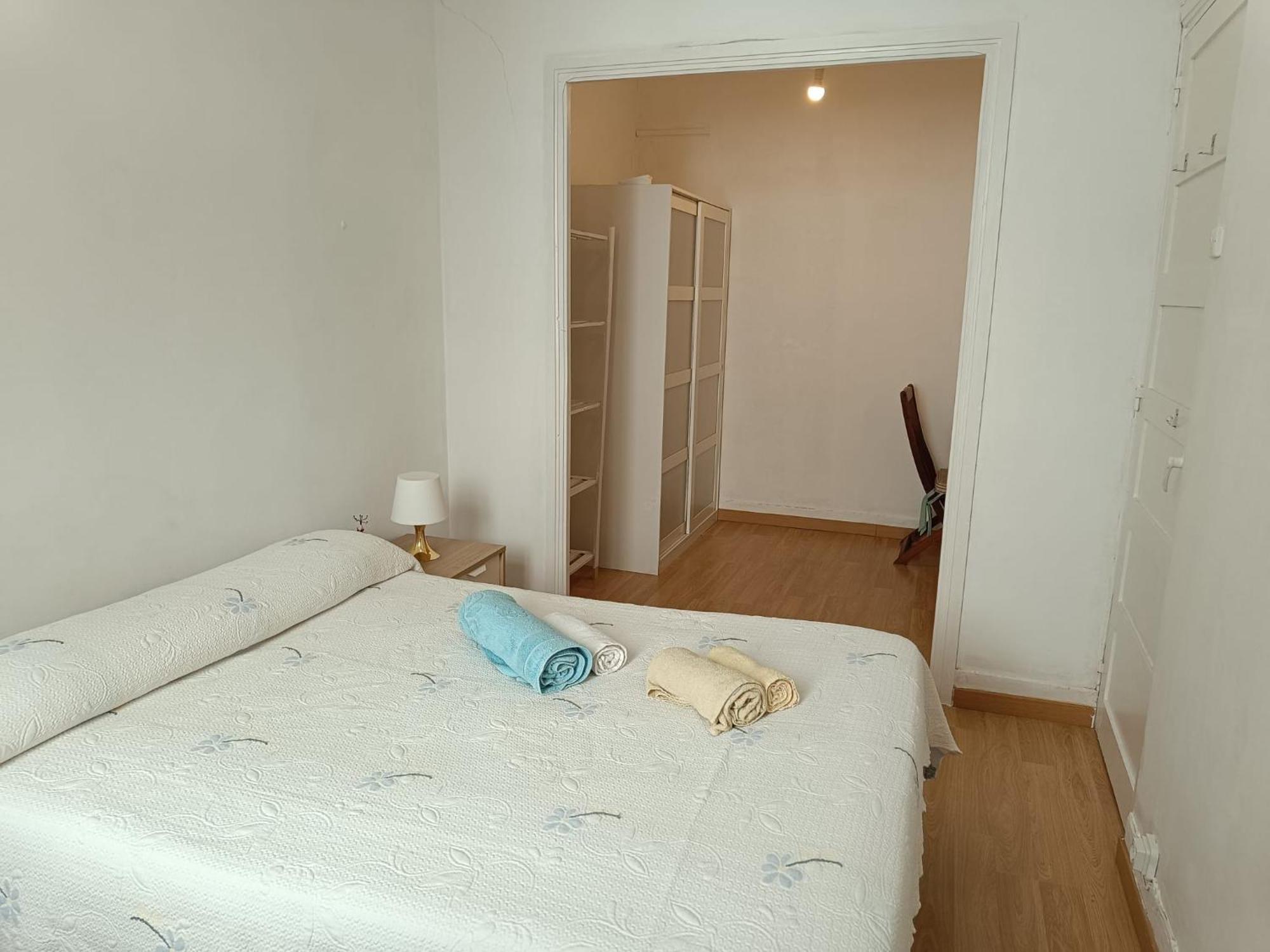 Piso Antiguo, Muebles Viejos, Muy Sencillo, Alquilado En Invierno A Estudiantes, Sin Ascensor, Cocina Antigua A Gas, Edificio Muy Antiguo Apartman A Coruña Kültér fotó